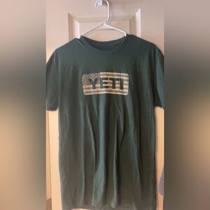 Men’s Yeti Tee